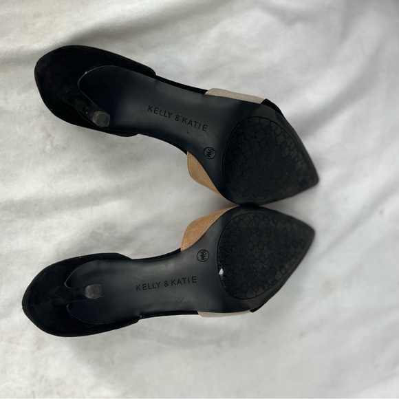 Black high heels - Picture 4 of 7